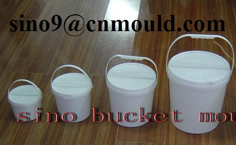 Painting bucket molding